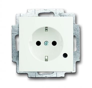 B+J future® linear Steckdosen-Einsatz, studioweiss matt  20EUCBL-884