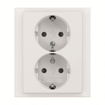 BJ 202 EUJB-84 SCHUKO Doppelsteckdose volle Abdeckung 202 EUJB-84