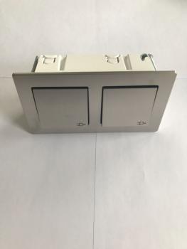 Gira Edelstahl E2 Doppel Steckdose mit Klappdeckel und Rahmen Flache Version IP44 Komplettset
