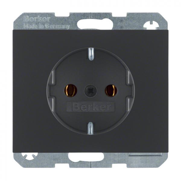 Berker K.1 Steckdose anthrazit, matt 47157006