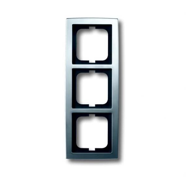 B+J solo¨,  Rahmen 3-fach, chrom matt 1723-80