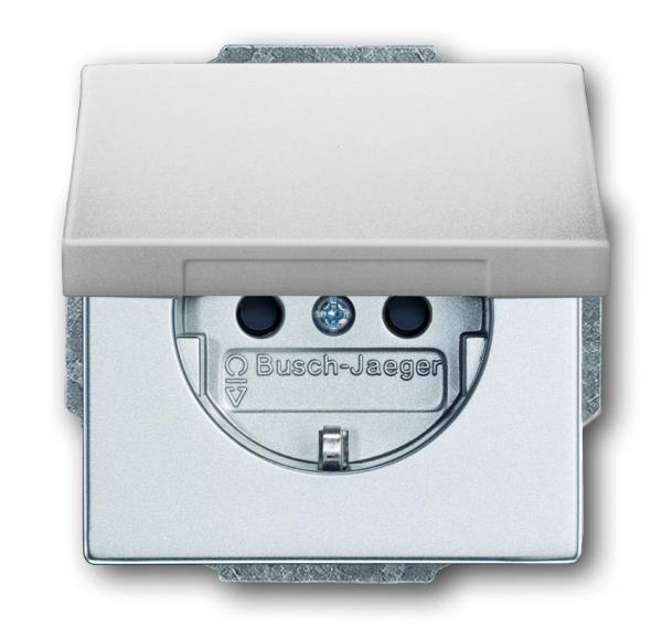 B+J future® linear,Steckdose mit Klappdeckel, alusilber 20 EUK-83