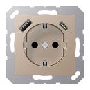 Jung SCHUKO Steckdose 16 A 250 V ~, mit USB-Ladegerät 1 x Typ A + 1 x Typ C, Berührungsschutz, Serie A, champagner A1520-15CACH